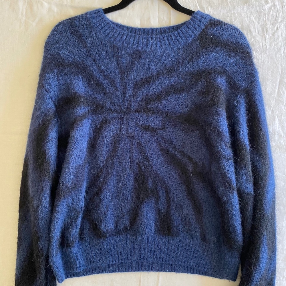 Vince Blue Fuzzy Crewneck Sweater